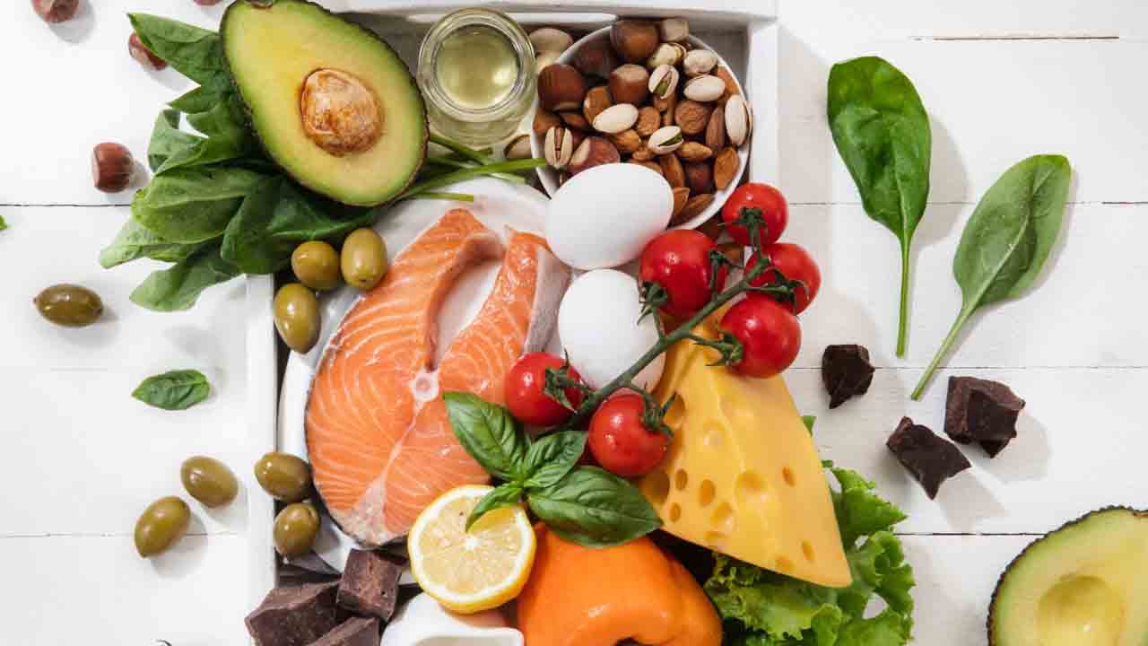 Keto Diet weight loss : क्या कीटो आहार से 1 महीने के बाद वजन कम होना संभव है ?